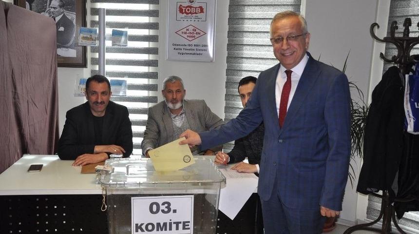 İneg&ouml;l Ticaret Ve Sanayi Odasında Se&ccedil;im Maratonu Başladı