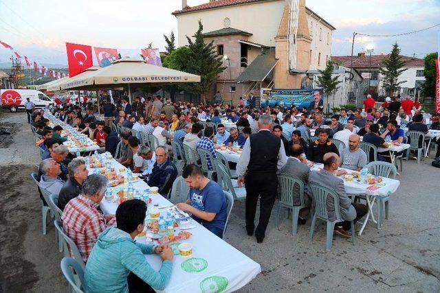 Başkan Duruay Sanayi Esnafı İle İftar Yaptı