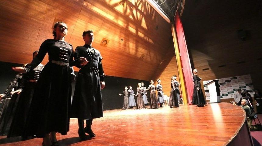 Başkan Alemdar K&uuml;lt&uuml;r Gecesinde Abhazlar&rsquo;a Misafir Oldu