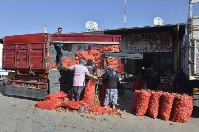 Başkentliler Nisan Ayında Toplam 160 Bin Ton Sebze Ve Meyve Tüketti