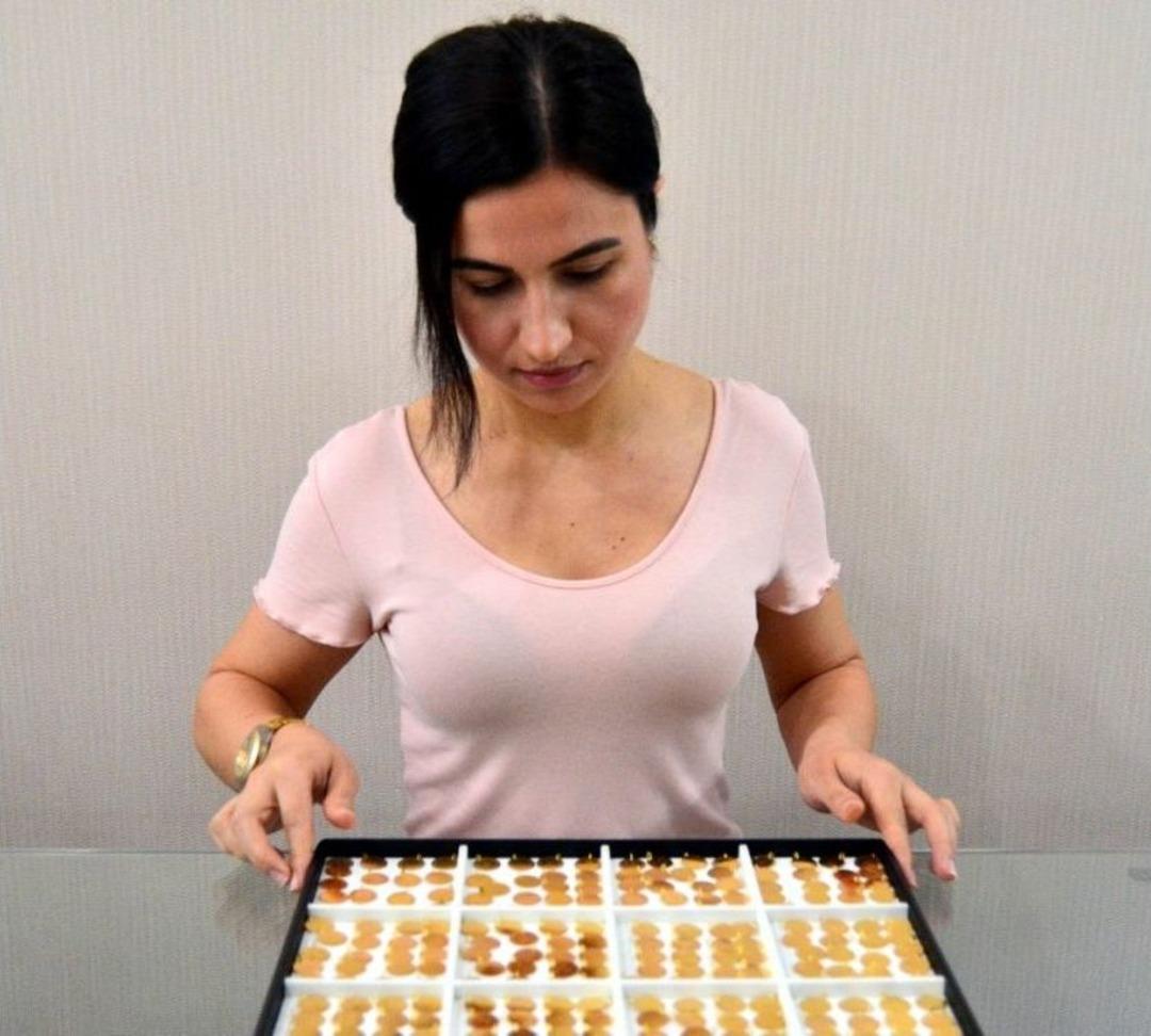 Altındaki Rekor, D&uuml;ğ&uuml;n &Ccedil;eyreklerini Yarım Grama D&uuml;ş&uuml;rd&uuml;