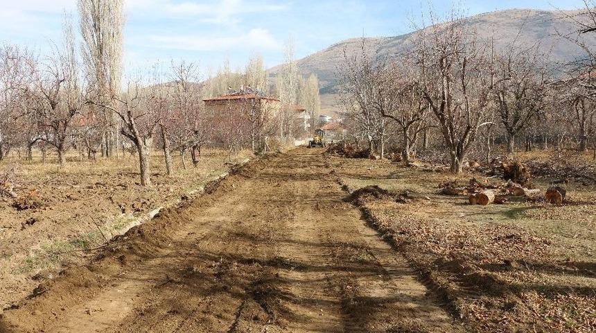 Yahyalı’da Yeni Yollar Açılmaya Devam Ediyor