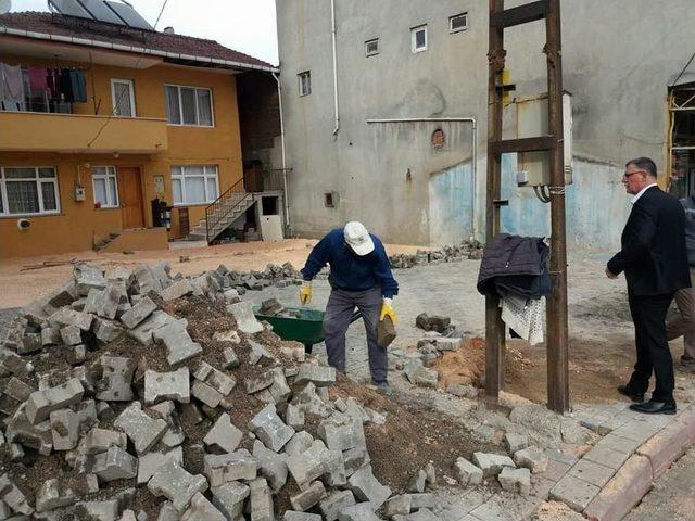 Vezirhan Belediyesi Parke Çalışmalarını Sürdürüyor