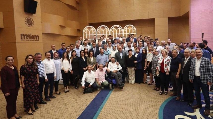 Bakan &Ccedil;avuşoğlu, Milletvekili Adayları İle İftarda Buluştu