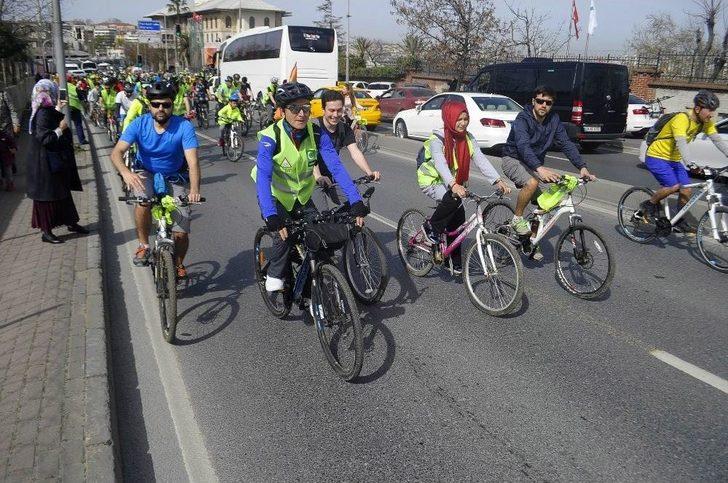 8’inci Yeşilay Bisiklet Turunda 2 Bin Bisikletsever Pedal Çevirdi G1