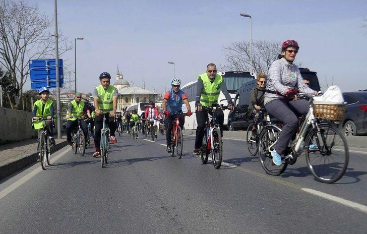 8’inci Yeşilay Bisiklet Turunda 2 Bin Bisikletsever Pedal Çevirdi G2
