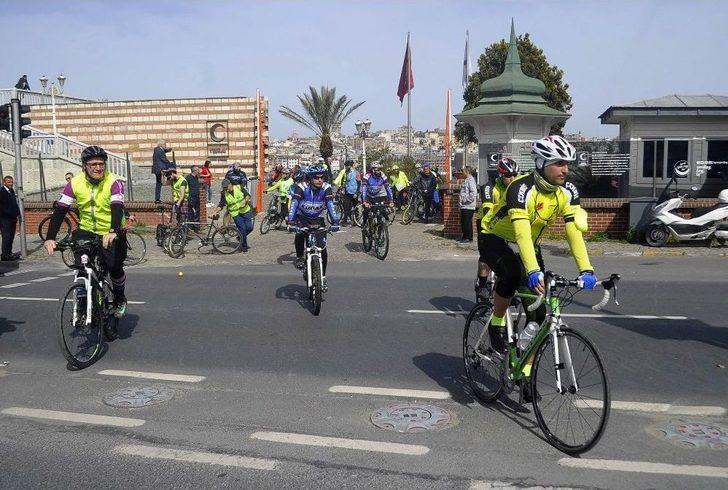 8’inci Yeşilay Bisiklet Turunda 2 Bin Bisikletsever Pedal Çevirdi G3