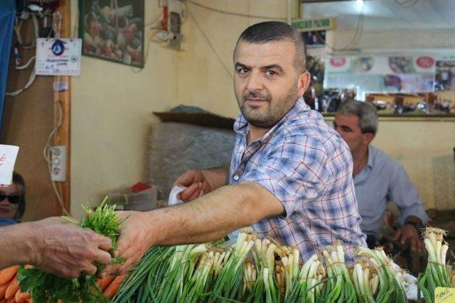 Pazarlarda Ramazan Bereketi