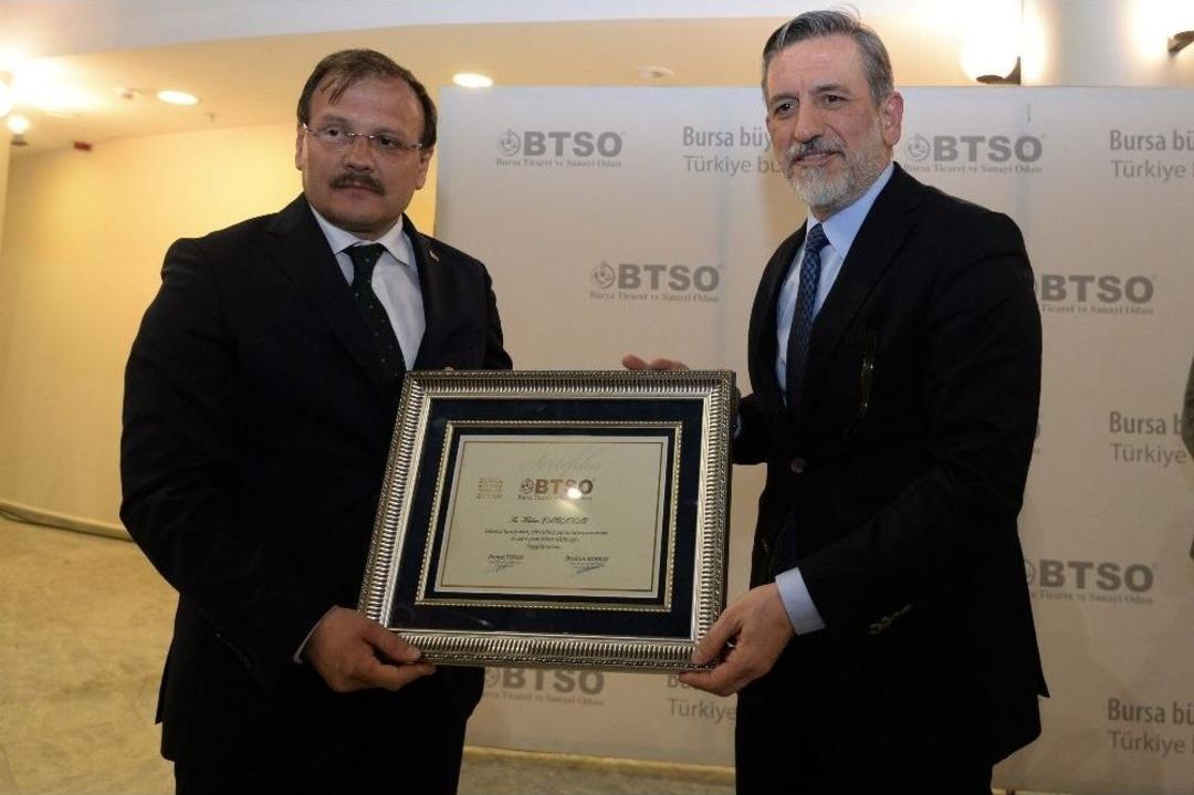 Başbakan Yardımcısı &Ccedil;avuşoğlu, Bursa İş D&uuml;nyasıyla Buluştu