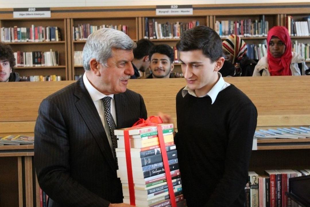 Kocaeli&rsquo;nin Modern Halk K&uuml;t&uuml;phanesi Seka&rsquo;da A&ccedil;ıldı