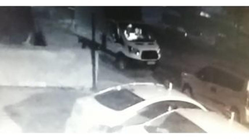 Kocaeli&rsquo;de Kamyonet Hırsızı Yakalandı