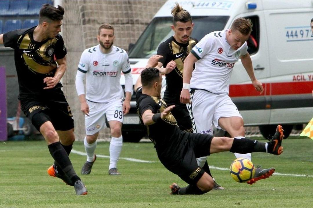 Spor Toto S&uuml;per Lig: Osmanlıspor: - Konyaspor: (ilk Yarı)