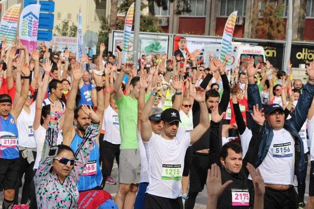 Runmarisrun Maratonu Yoğun Katılımla Ge&ccedil;ekleşti