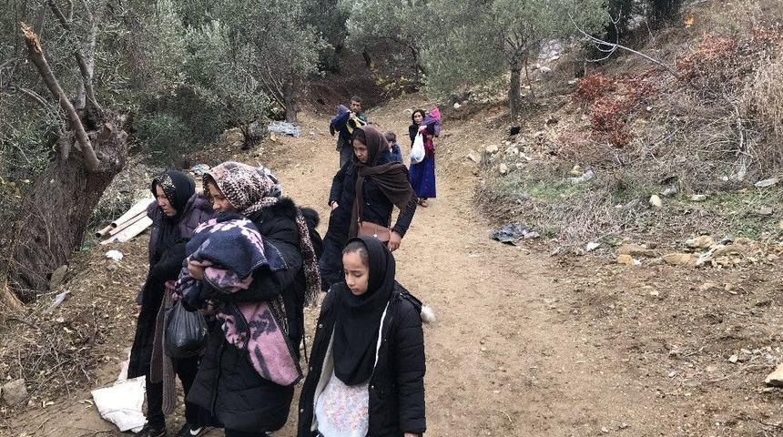 &Ccedil;anakkale&rsquo;de 32 Ka&ccedil;ak Yakalandı