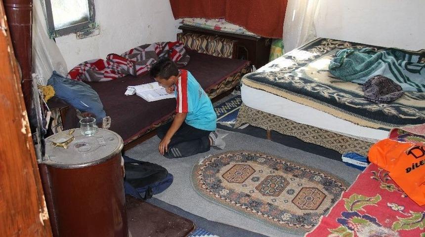 Tek Odalı Evden Yardım Feryadı