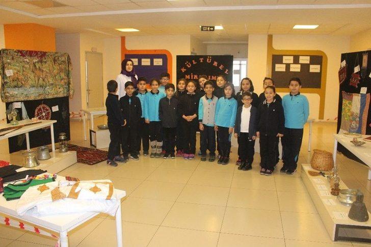 Öğrencilerden “kültürel Miraslar” Sergisi G5