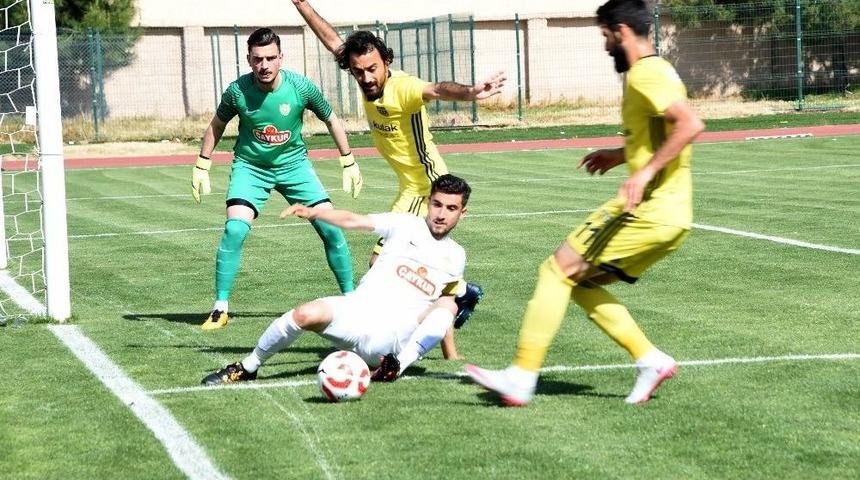 Ttf 3. Lig: Tarsus İdman Yurdu: 3 - Baysal İnşaat D&uuml;zyurtspor: 1