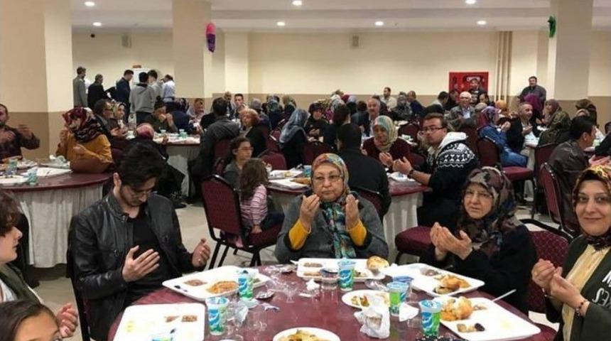 Pazaryeri Belediyesi’nden İftar