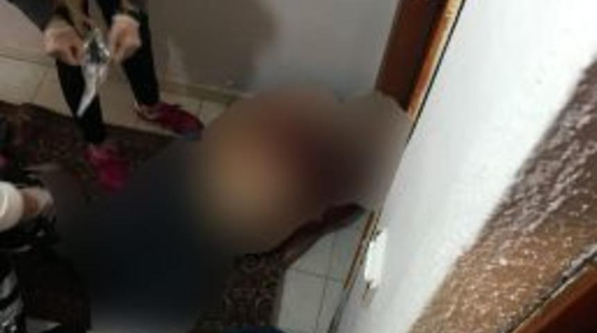 Evinde Yalnız Yaşayan Yaşlı Adam &Ouml;l&uuml; Bulundu