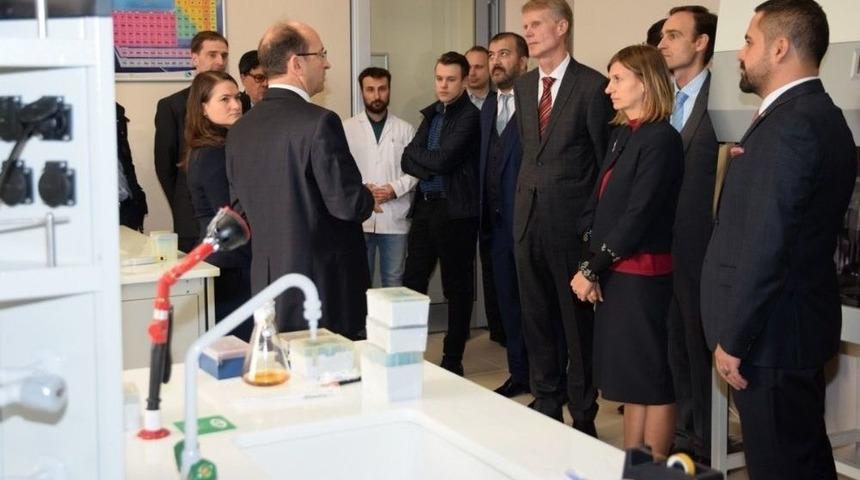 Litvanya Heyeti Esog&uuml;&rsquo;y&uuml; Ziyaret Etti