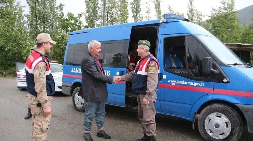 Jandarmadan Asayiş Ve Trafik Uygulaması