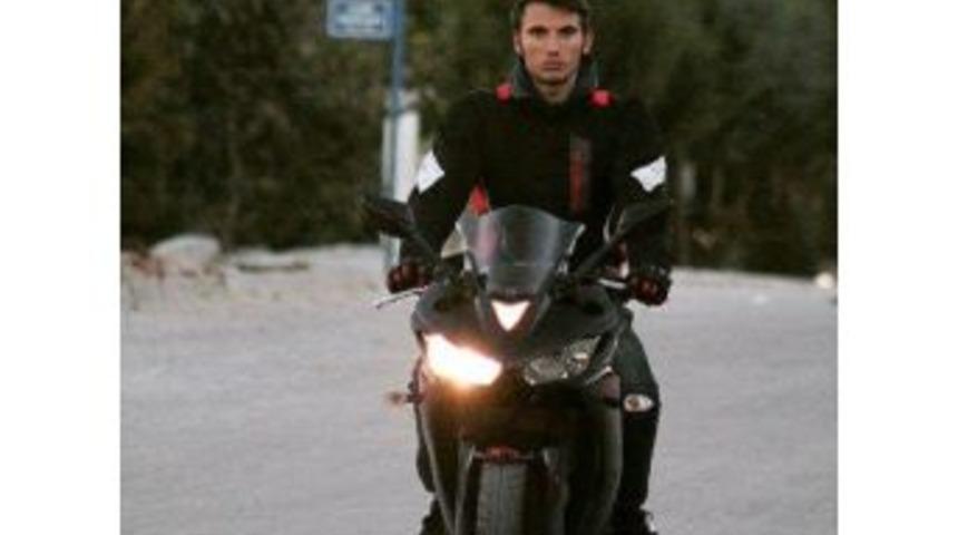 21 Yaşındaki Gen&ccedil; Motor Kazasında Hayatını Kaybetti