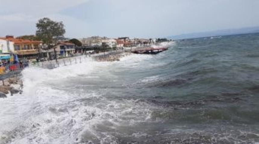 Lodos Fırtınası Etkili Oluyor