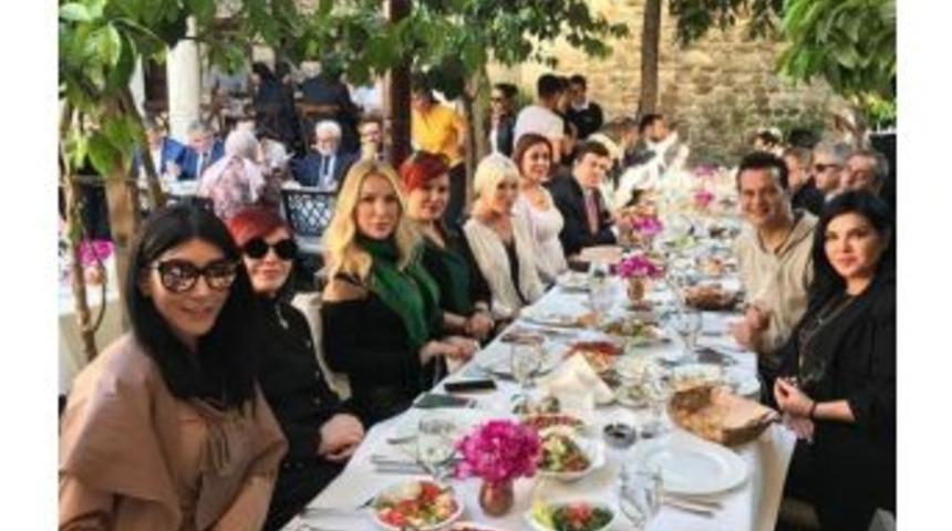 &Uuml;nl&uuml; Sanat&ccedil;ılar Hatay&rsquo;da