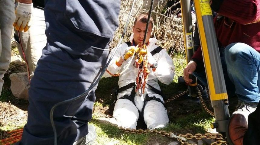 Kuyuya D&uuml;şen K&ouml;peği Afad Kurtardı