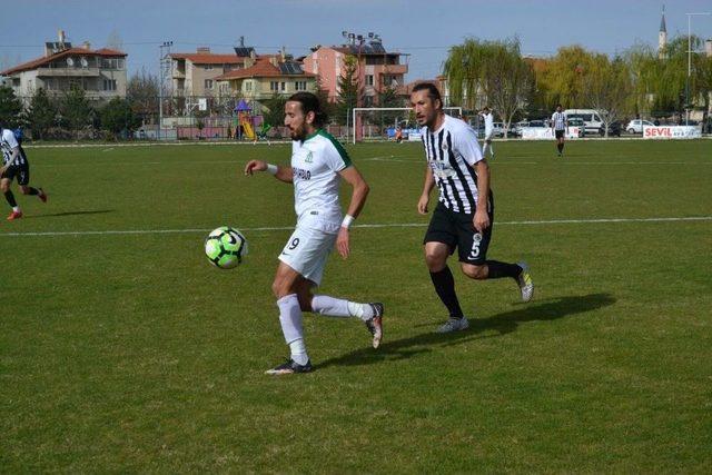 Şuhut Belediye Hisarspor Haftayı Galibiyetle Tamamladı