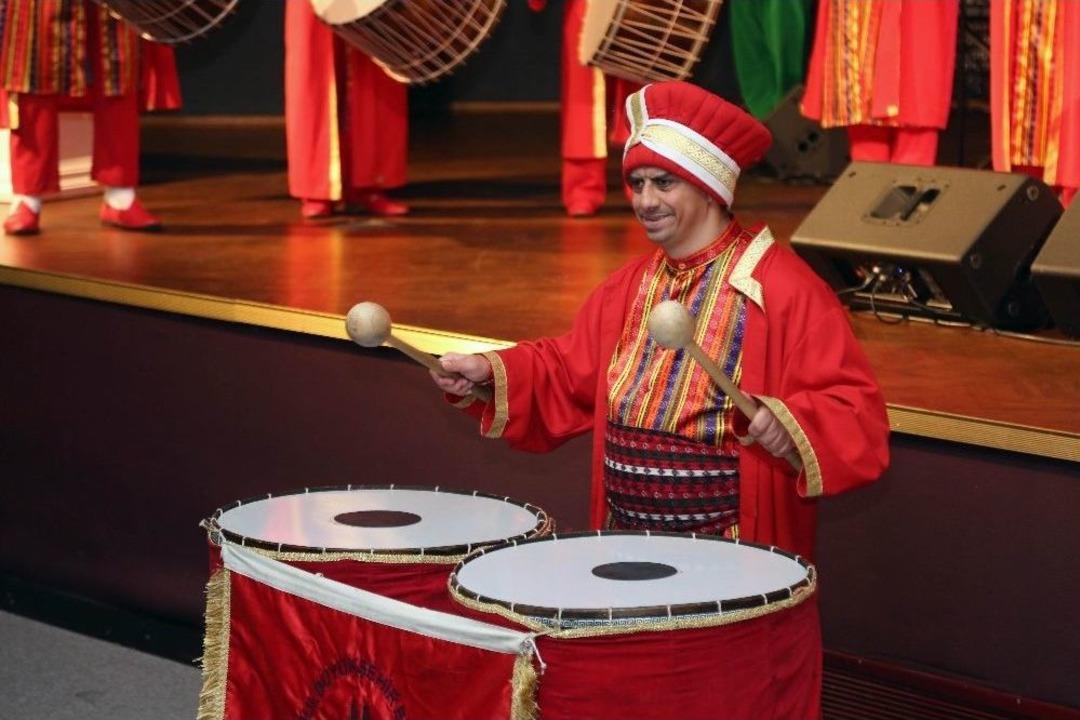 Zihinsel Engelliler Mehteran Takımı&rsquo;nın G&ouml;sterisi Nefes Kesti