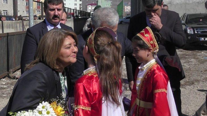 Bakan Arslan: "türkiye Dünyadaki Mazlumların, Mağdurların Umudu Olmuştur" G2