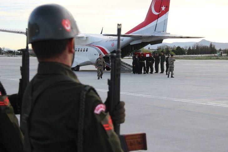 Şehit Uzman Onbaşı Emre Dut’un Naaşı Konya’da G2