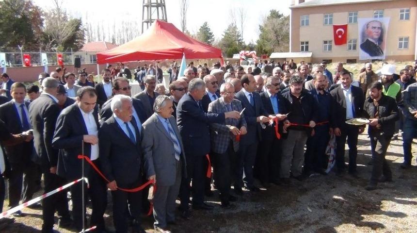 Erciş İşletme Fakültesi Yeni Hizmet Binası Temeli Atıldı