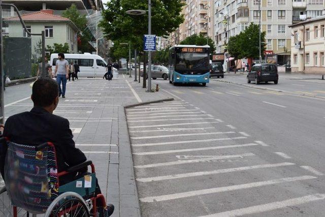 Otobüs Duraklarında Karekod Uygulaması