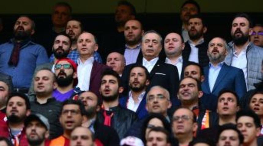 Mustafa Cengiz İle Muharrem Usta, Ma&ccedil;ı Yan Yana İzledi