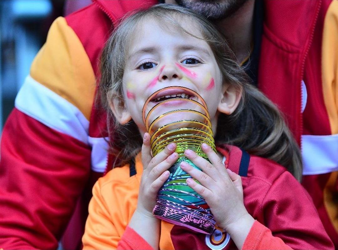 Spor Toto S&uuml;per Lig: Galatasaray: 1 - Trabzonspor: (ma&ccedil; Devam Ediyor)