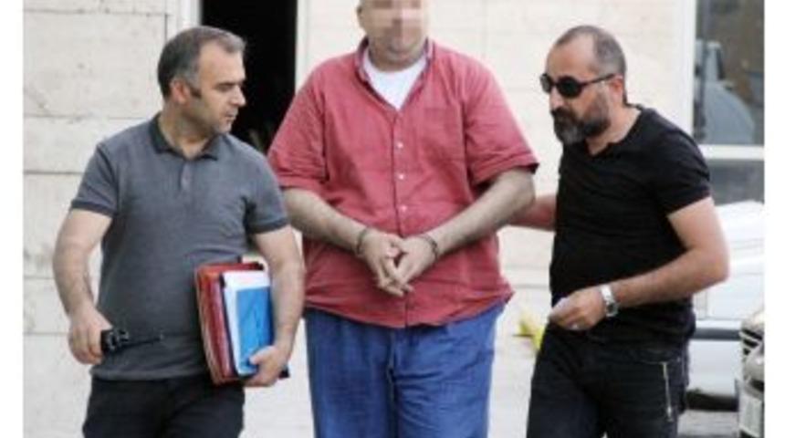 Siber Polisinden Sosyal Medyada &Ccedil;ocuk Pornosu Operasyonu: 1 G&ouml;zaltı