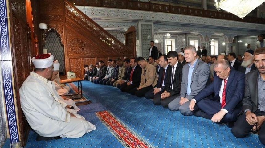 Bing&ouml;l&rsquo;de 33 Şehit İ&ccedil;in Mevlit Okutuldu