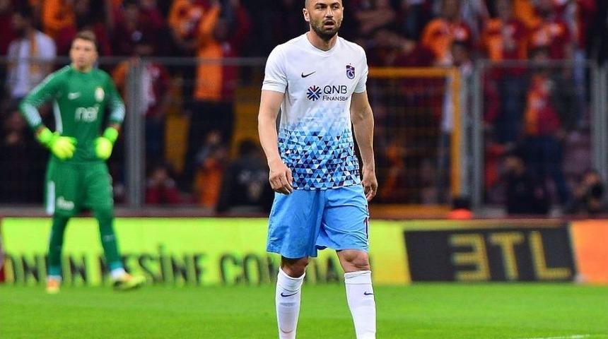 Gomis Attı, Burak Sessiz