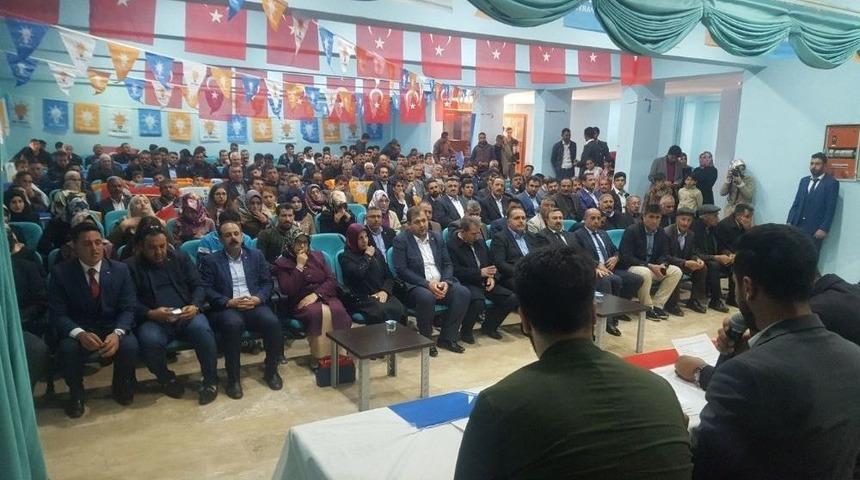 Ak Parti &Ccedil;aldıran İl&ccedil;e Gen&ccedil;lik Kolları 6. Olağan Kongresi Yapıldı