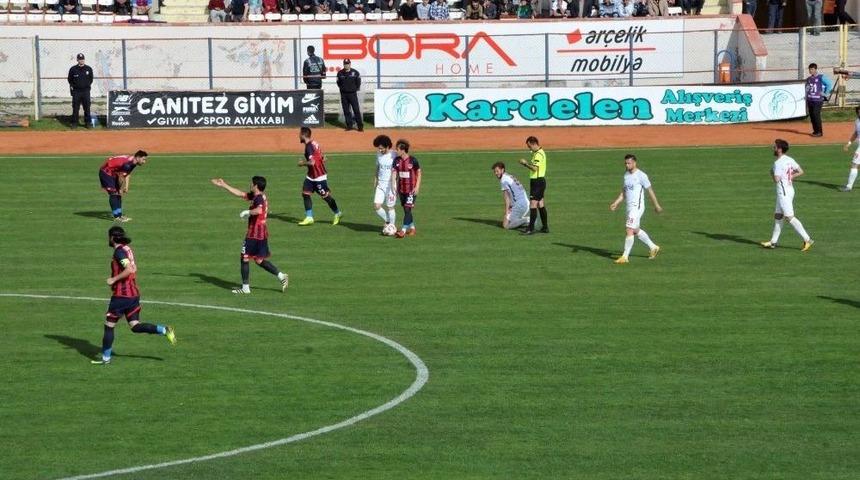 Tff 2. Lig: Niğde Belediyespor: - Gümüşhanespor: 1