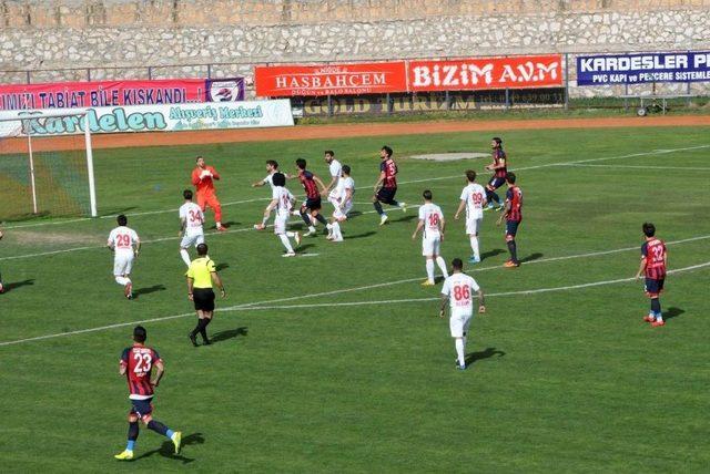 Tff 2. Lig: Niğde Belediyespor: - Gümüşhanespor: 1