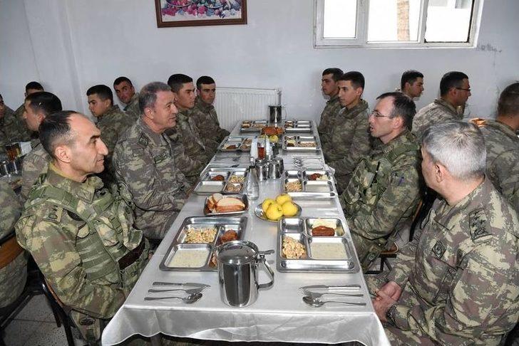 Orgeneral Akar: “terörle Mücadele, En Son Terörist Etkisiz Hale Getirilinceye Kadar Aynı Azim Ve Kararlılıkla Devam Edecek” G3