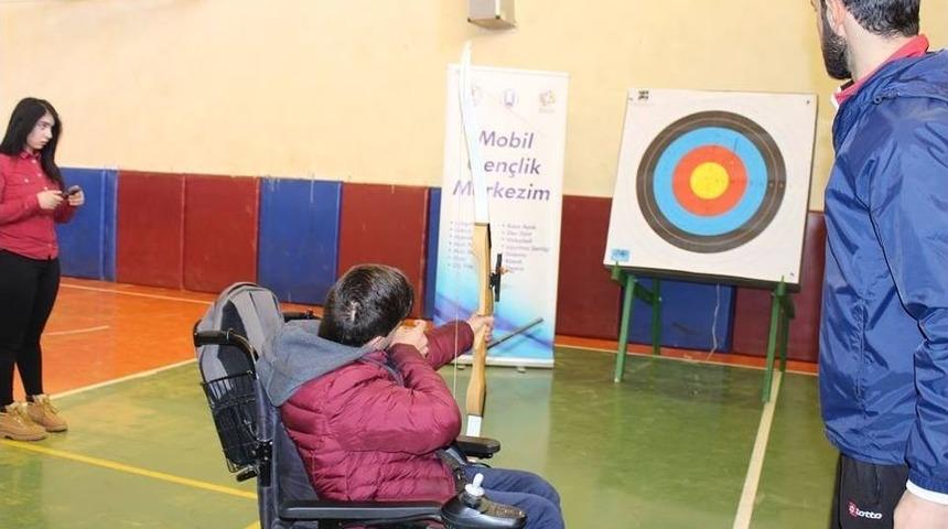 Mobil Gençlik Merkezim’le Engelleri Aştılar