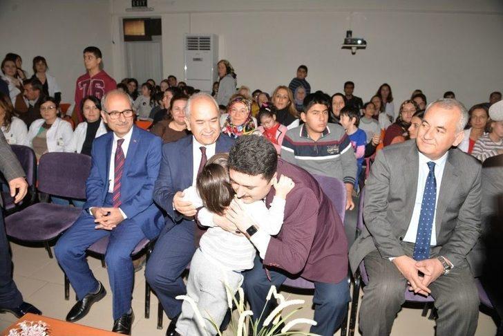 Başkan Avcı, Özel Çocuklarla Pasta Kesti G3