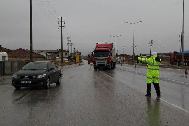 Çorum’da Araçlara Kış Lastiği Denetimi