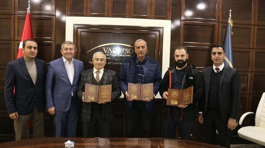 Van&rsquo;a Değer Katanlar Unutulmadı