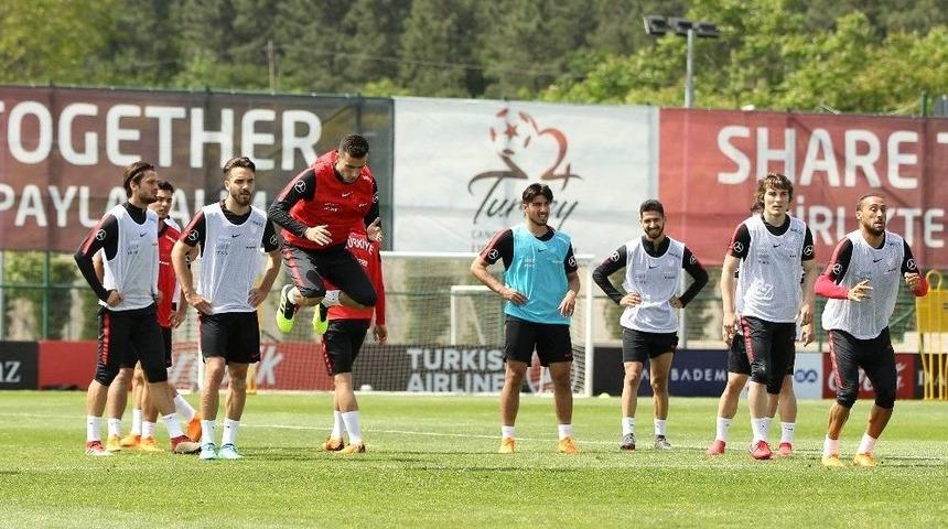A Milli Takım Hazırlıklarını S&uuml;rd&uuml;rd&uuml;