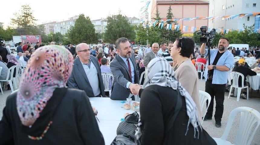 Başkan Ercan Yenikent&rsquo;te İftara Katıldı